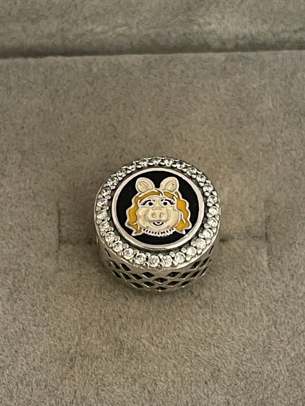 Pandora Miss Piggy (The Muppets) Exclusive Charm